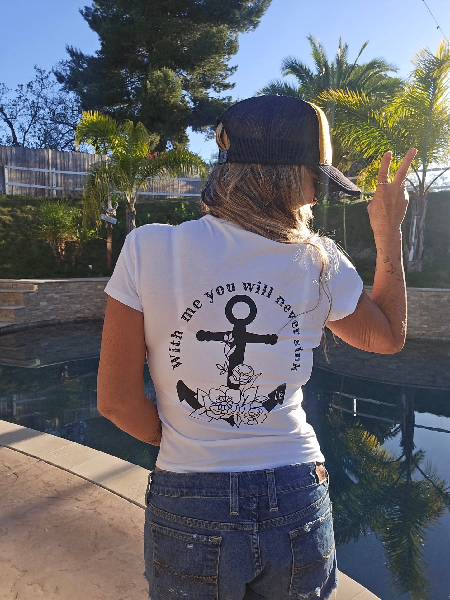 With Me You Will Never Sink T-shirt, Fitted